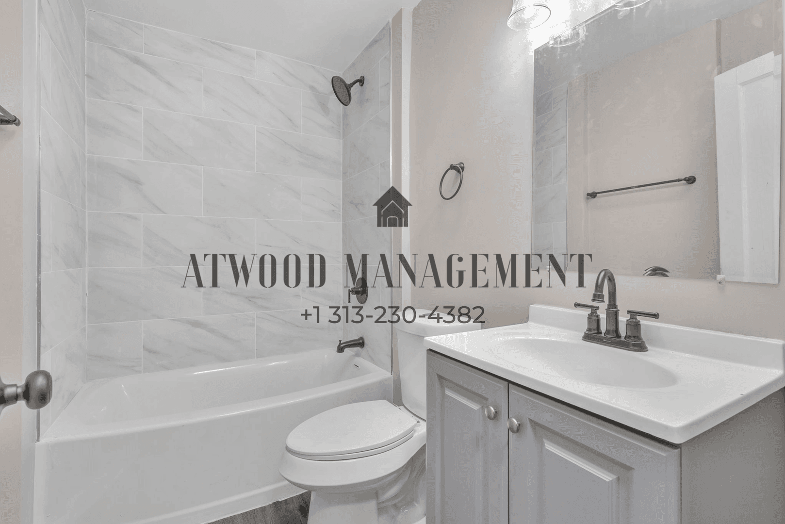 Detroit House: 14722 Quincy St