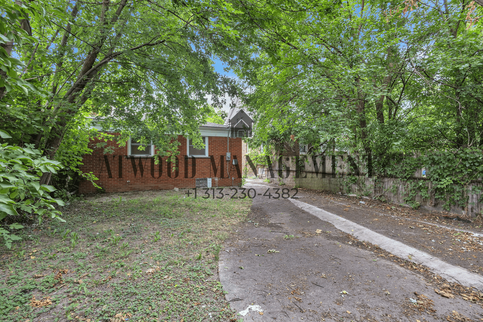 Detroit House: 7677 Westwood St