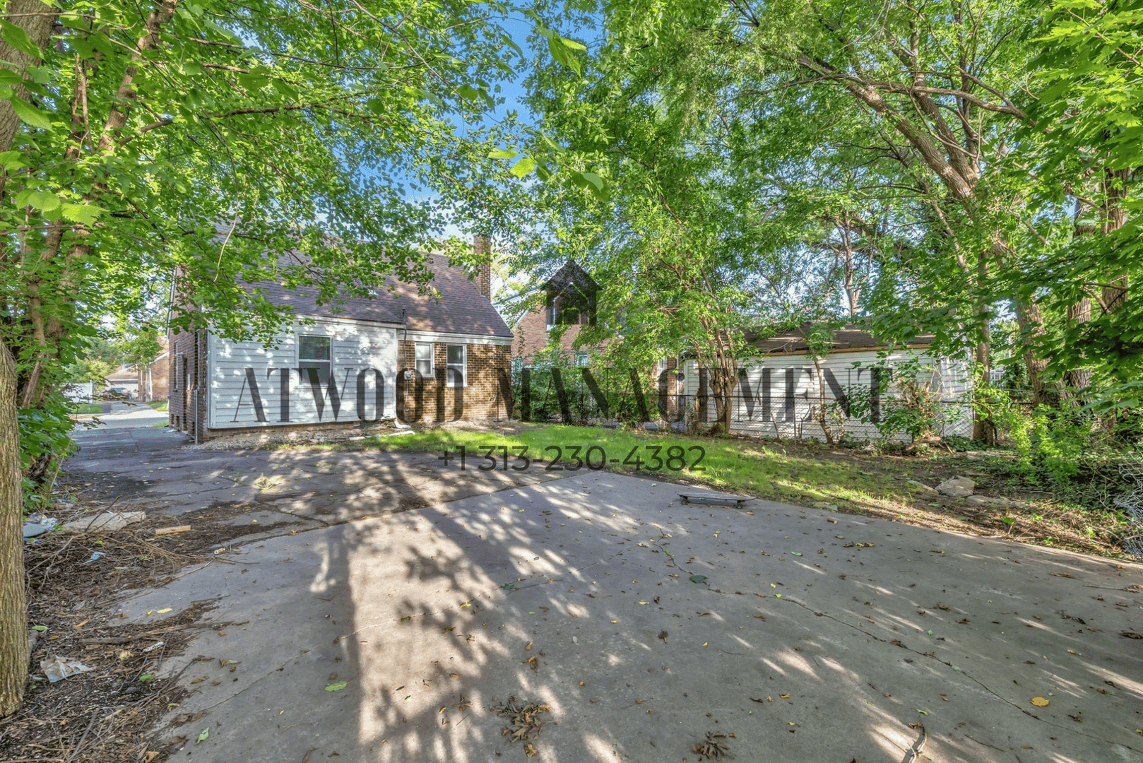 Highland Park House: 20506 Hanna St
