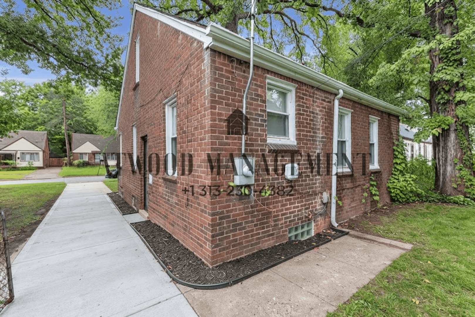 Detroit House: 16146 W Parkway St