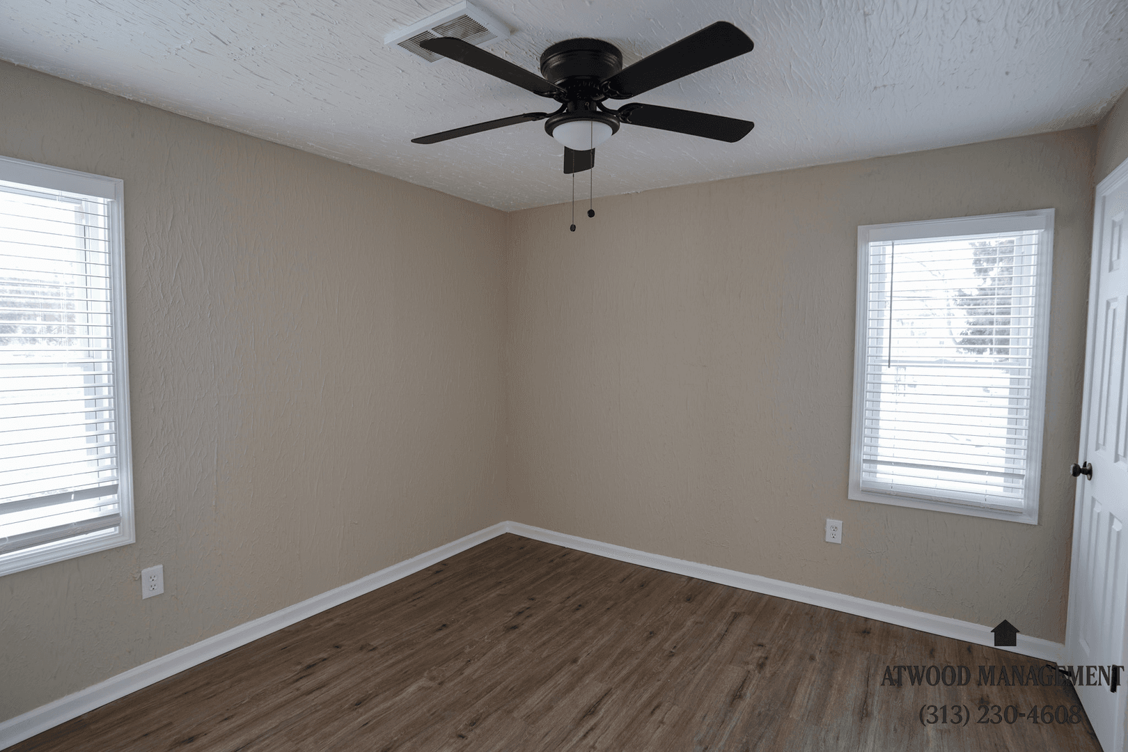 Detroit House: 12941 Penrod St