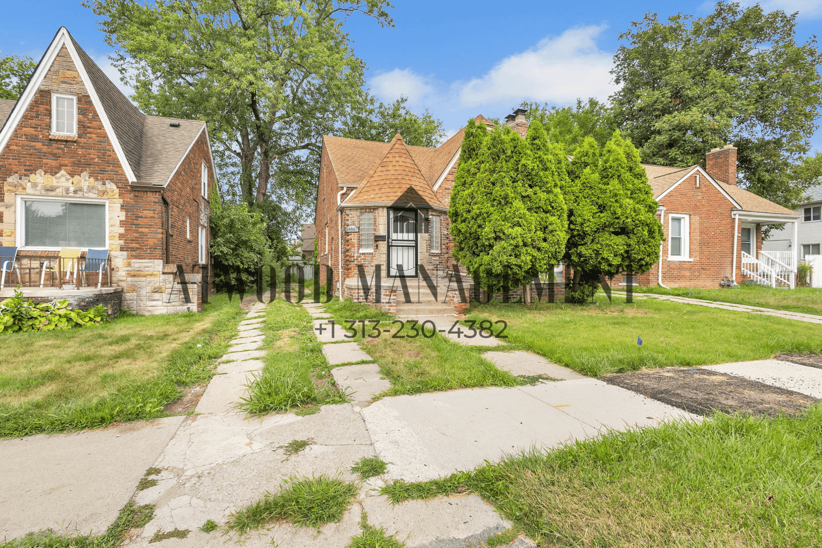 Detroit House: 14867 Hubbell Ave