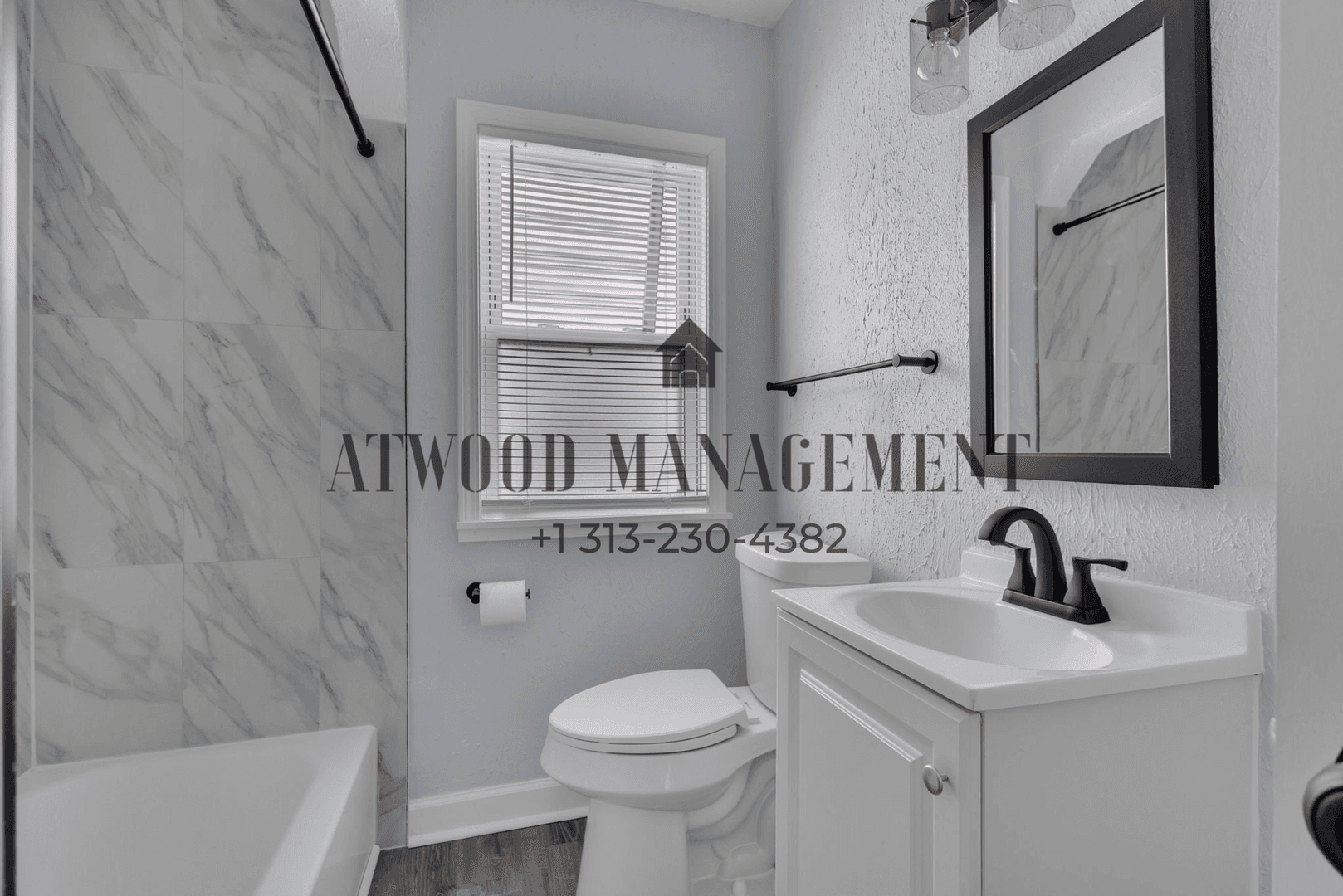 Detroit House: 21451 Glenco St
