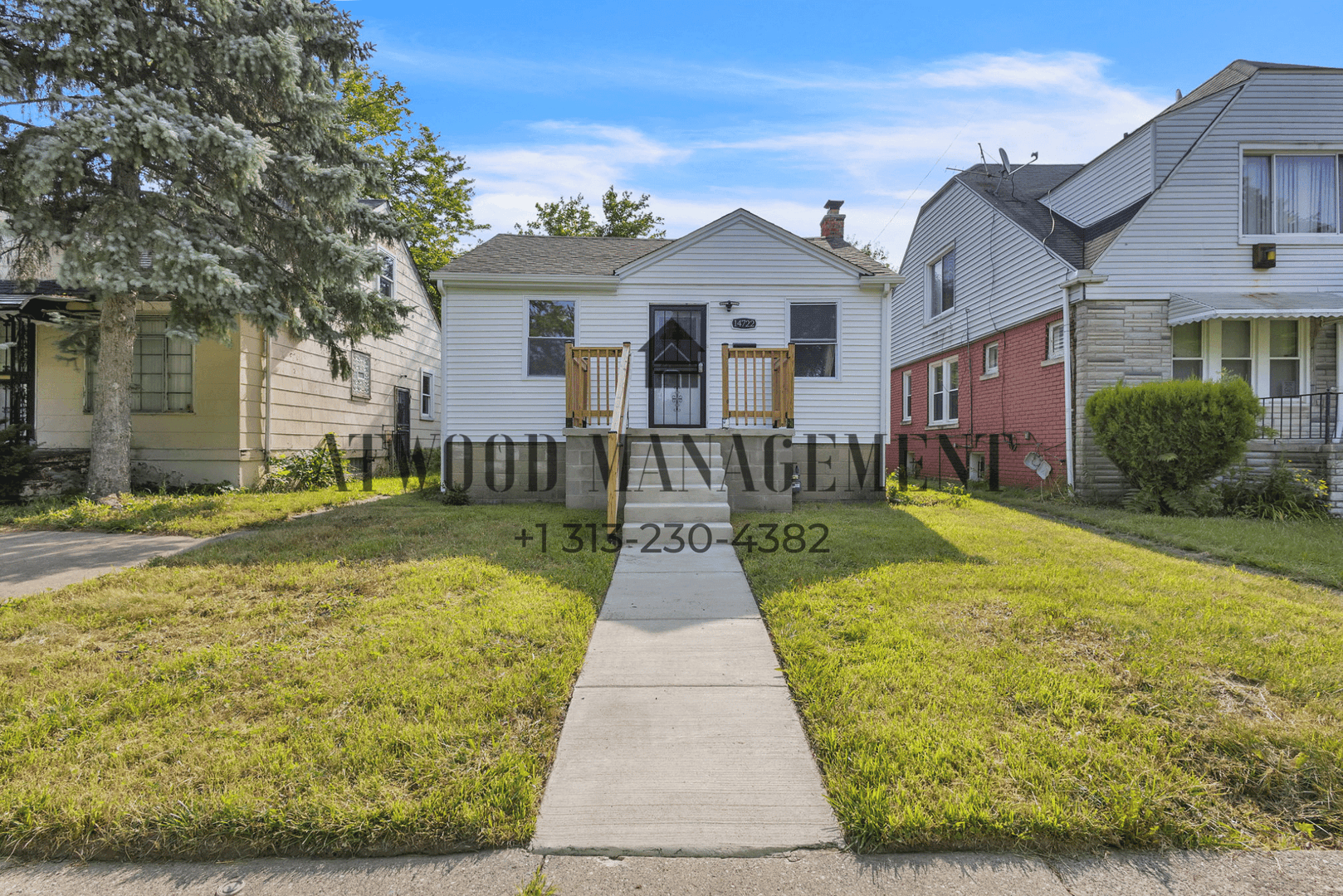 Detroit House: 14722 Quincy St