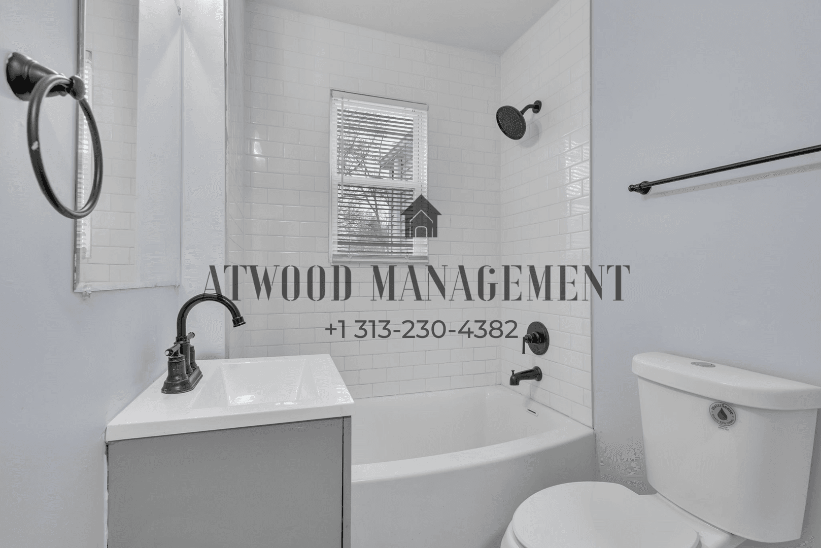 Detroit House: 16207 Woodbine St