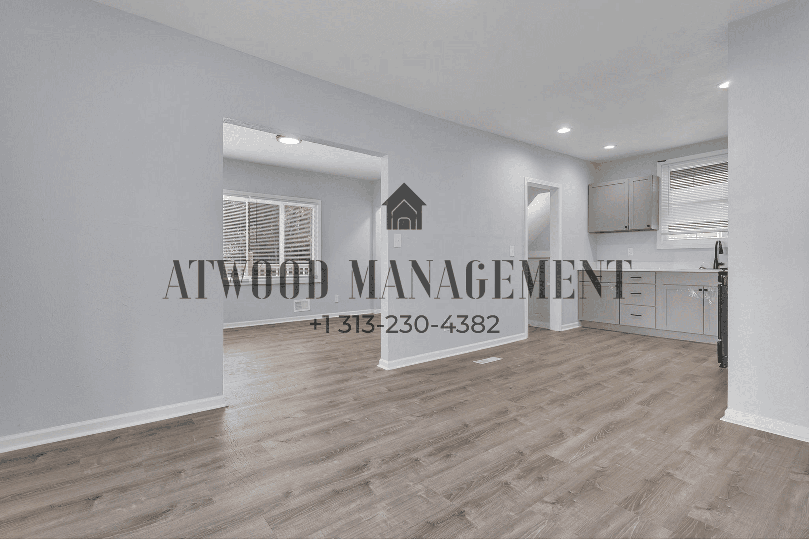 Detroit House: 21345 Bennett St