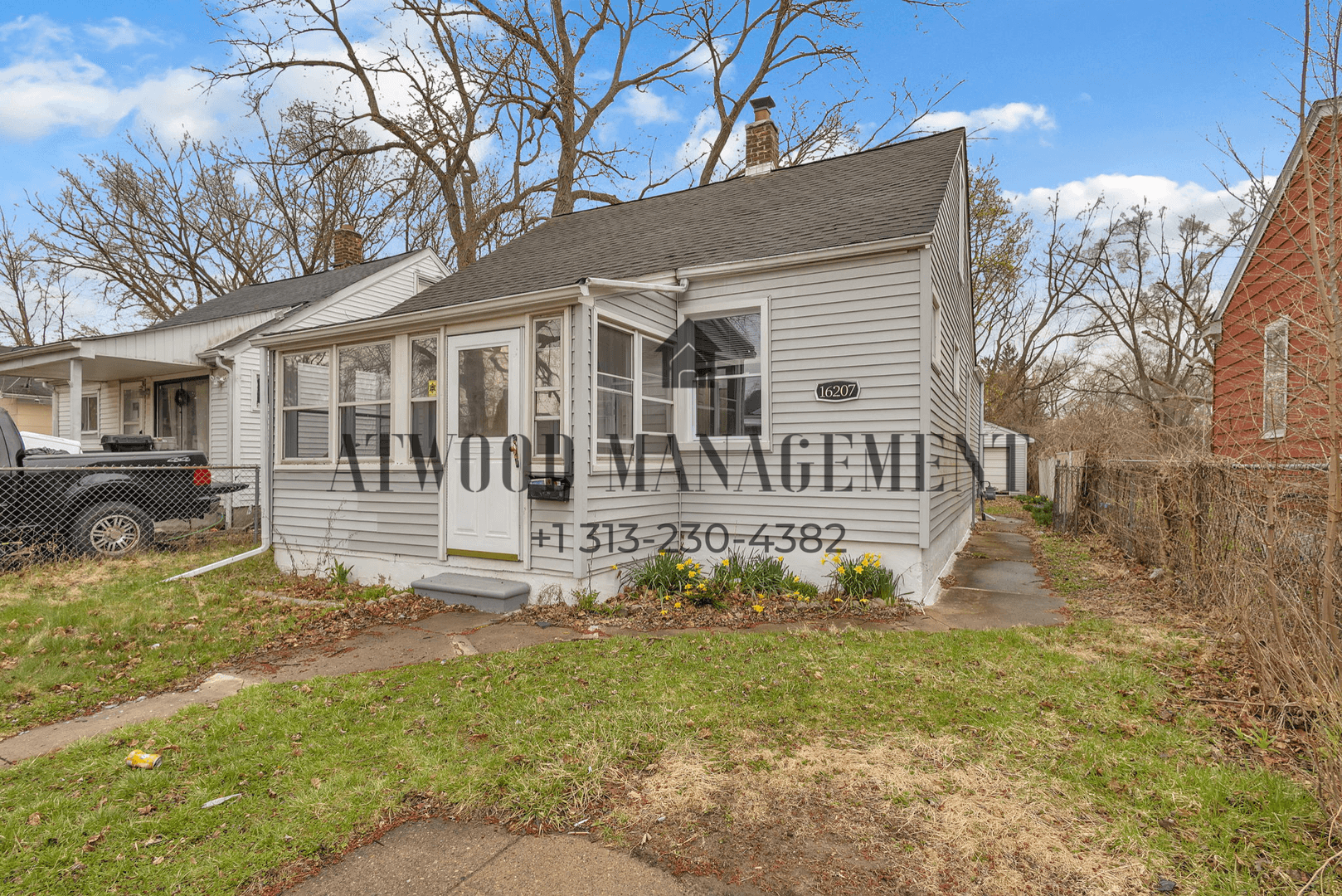 Detroit House: 16207 Woodbine St