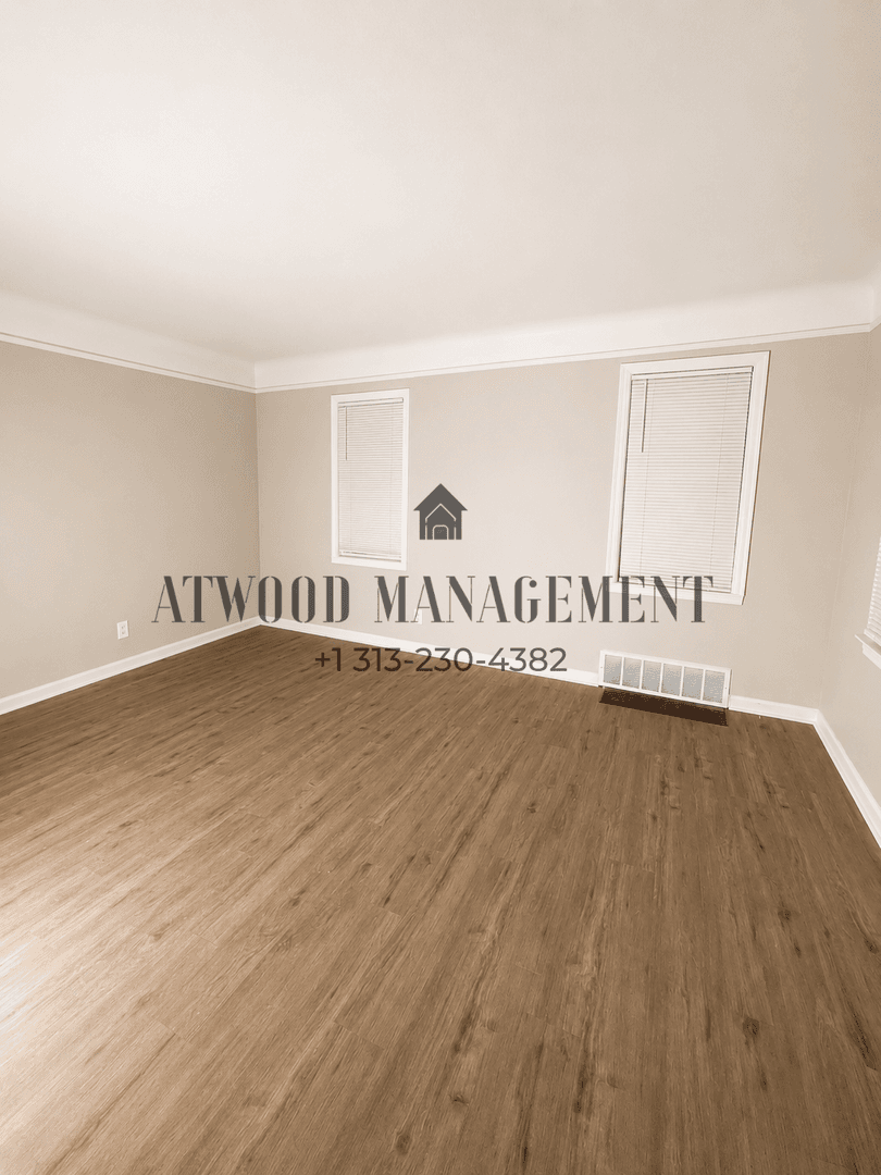 Detroit House: 13514 Stahelin Rd