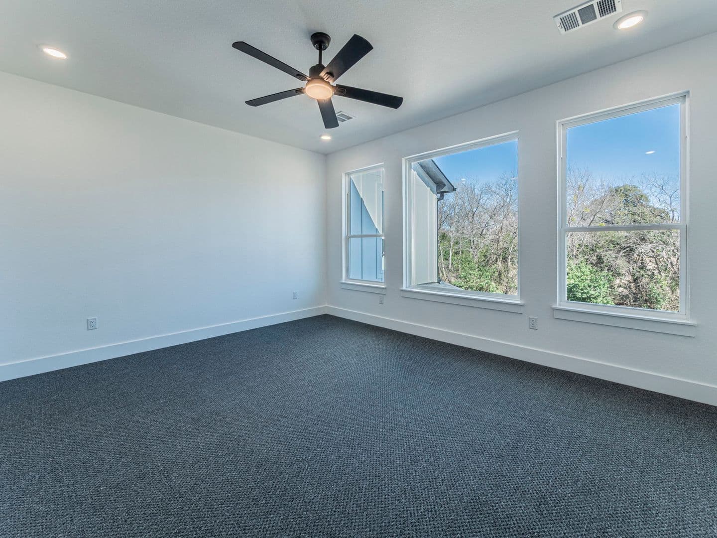 Burnet Apartment: 1010 E Marble Street