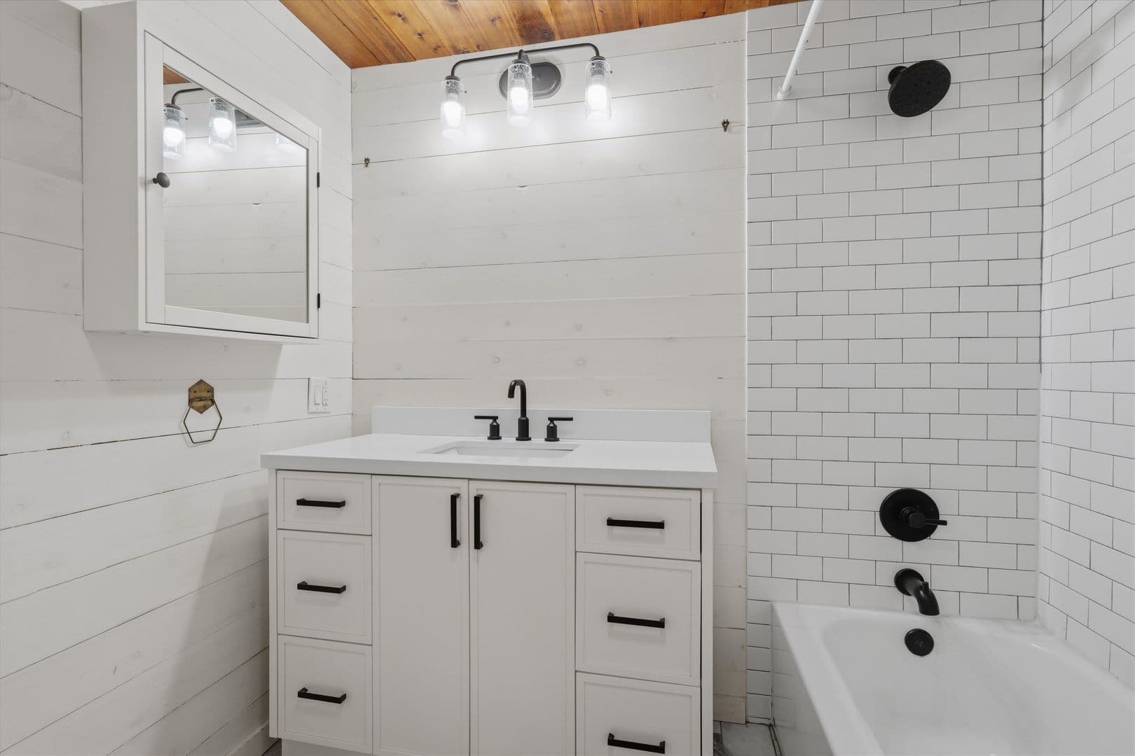 Austin House: 2204 Santa Rita Street