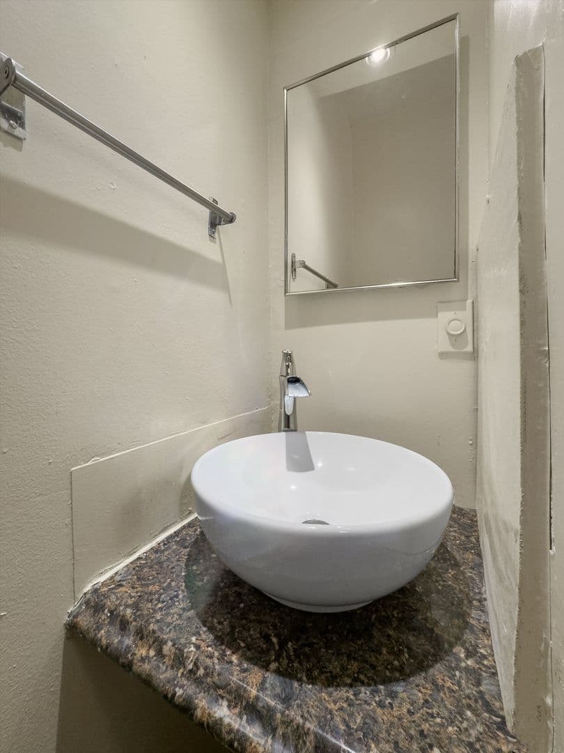 Austin Apartment: 3404 1/2 Grooms St