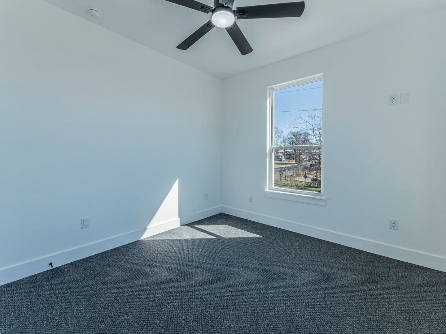 Burnet Apartment: 1010 E Marble Street