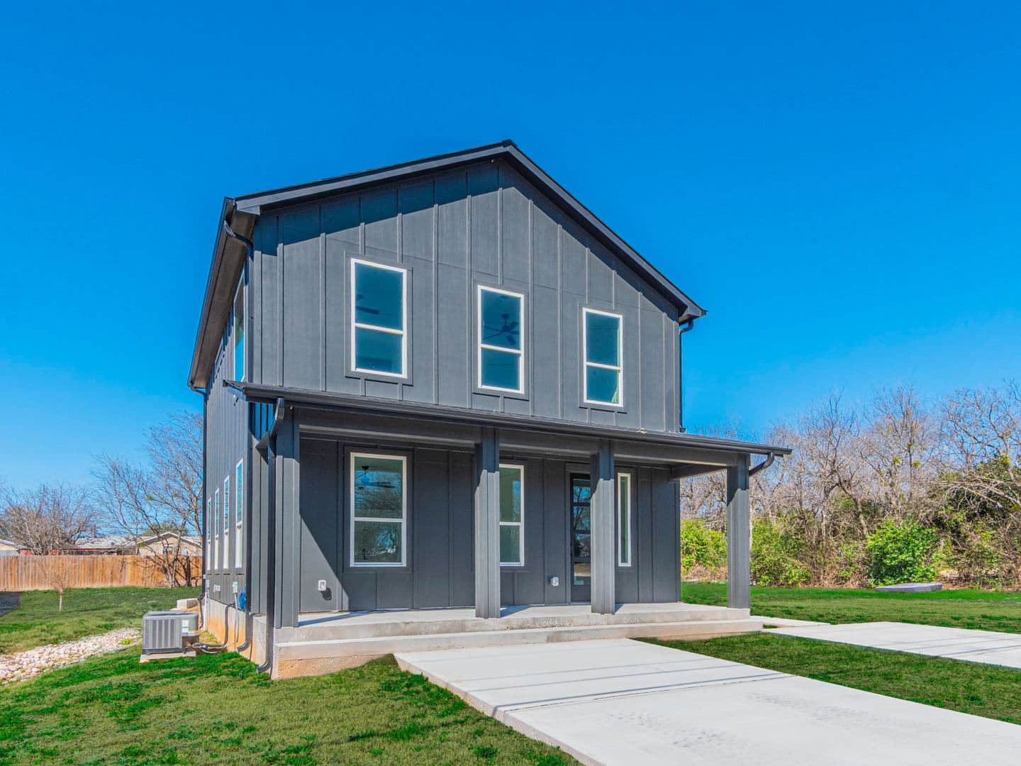 Burnet Apartment: 1010 E Marble Street
