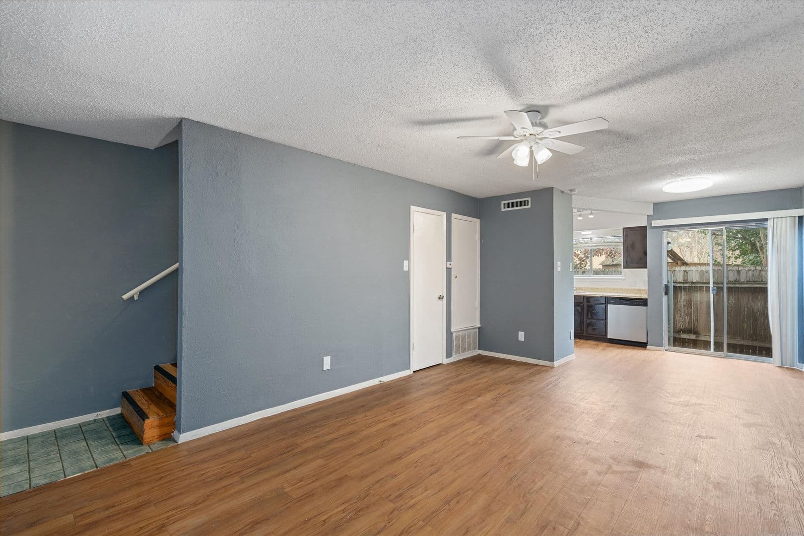 Austin Apartment: 3415 Menchaca Road