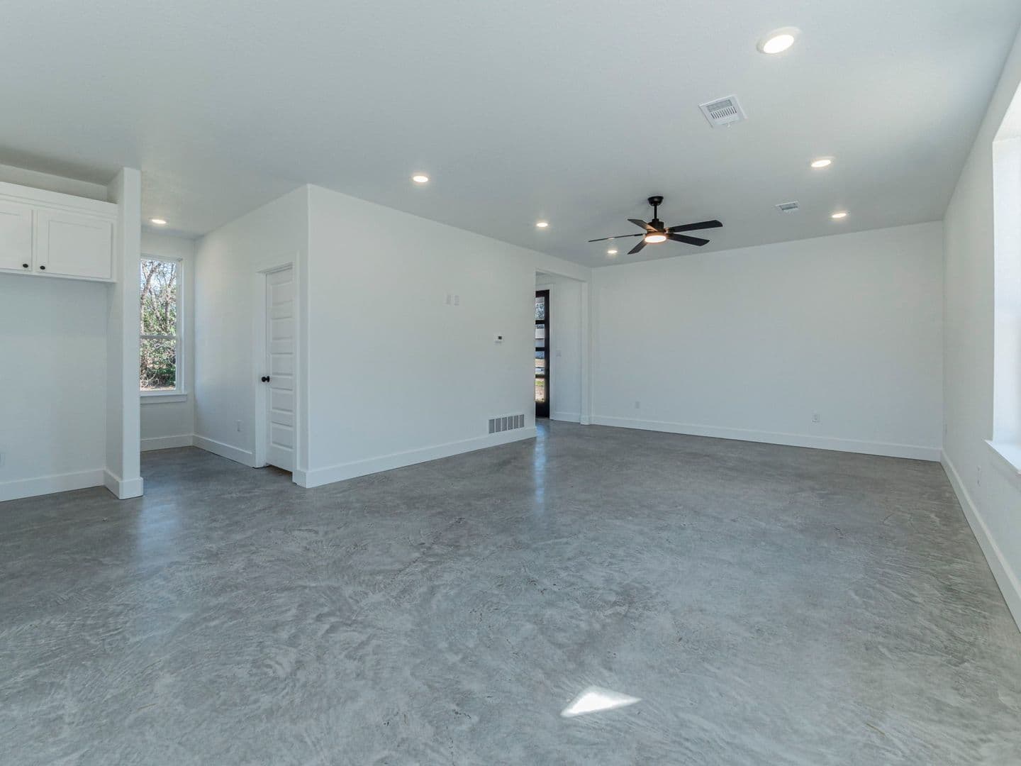 Burnet Apartment: 1010 E Marble Street