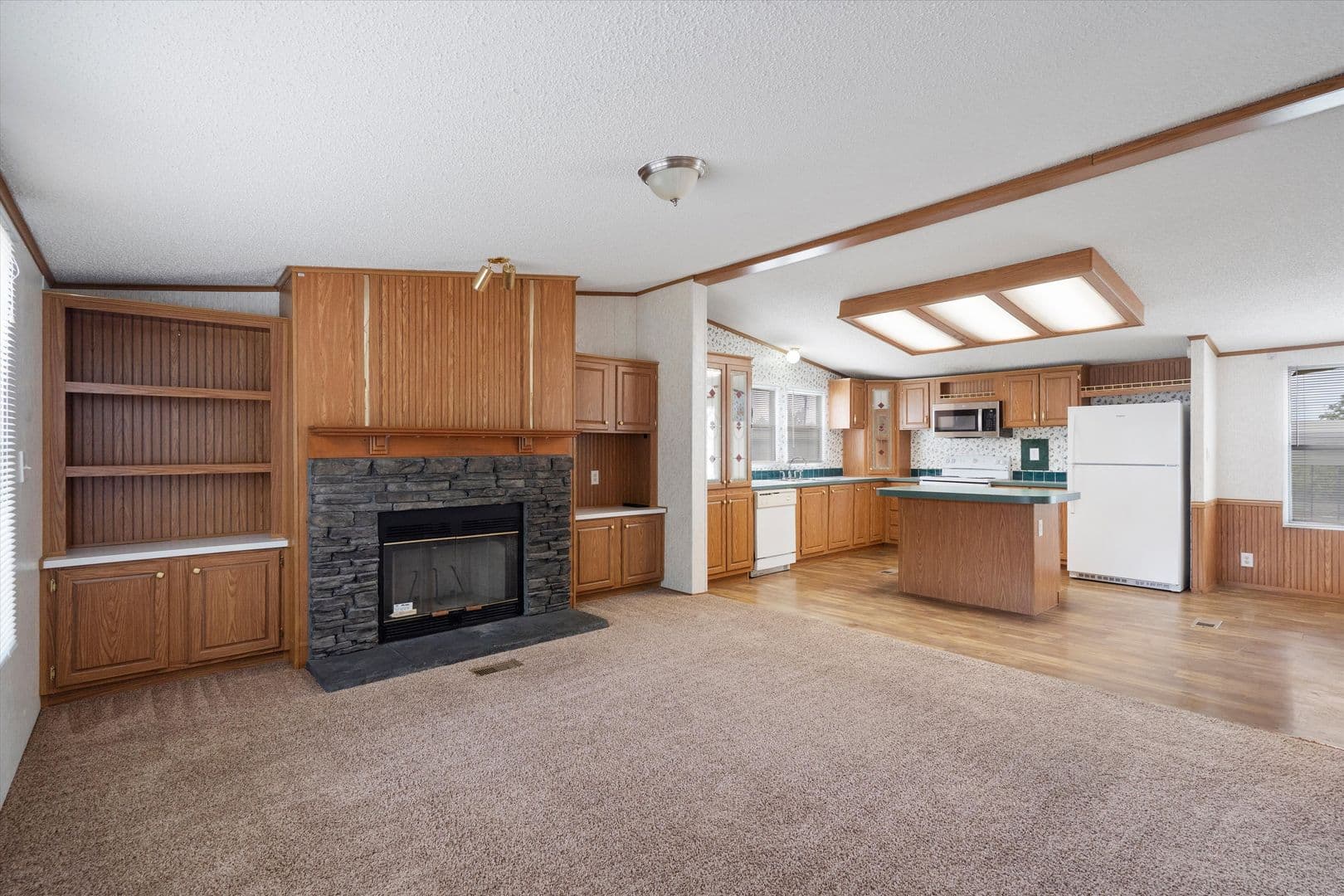 Buda Apartment: 3075 Old Black Colony Road