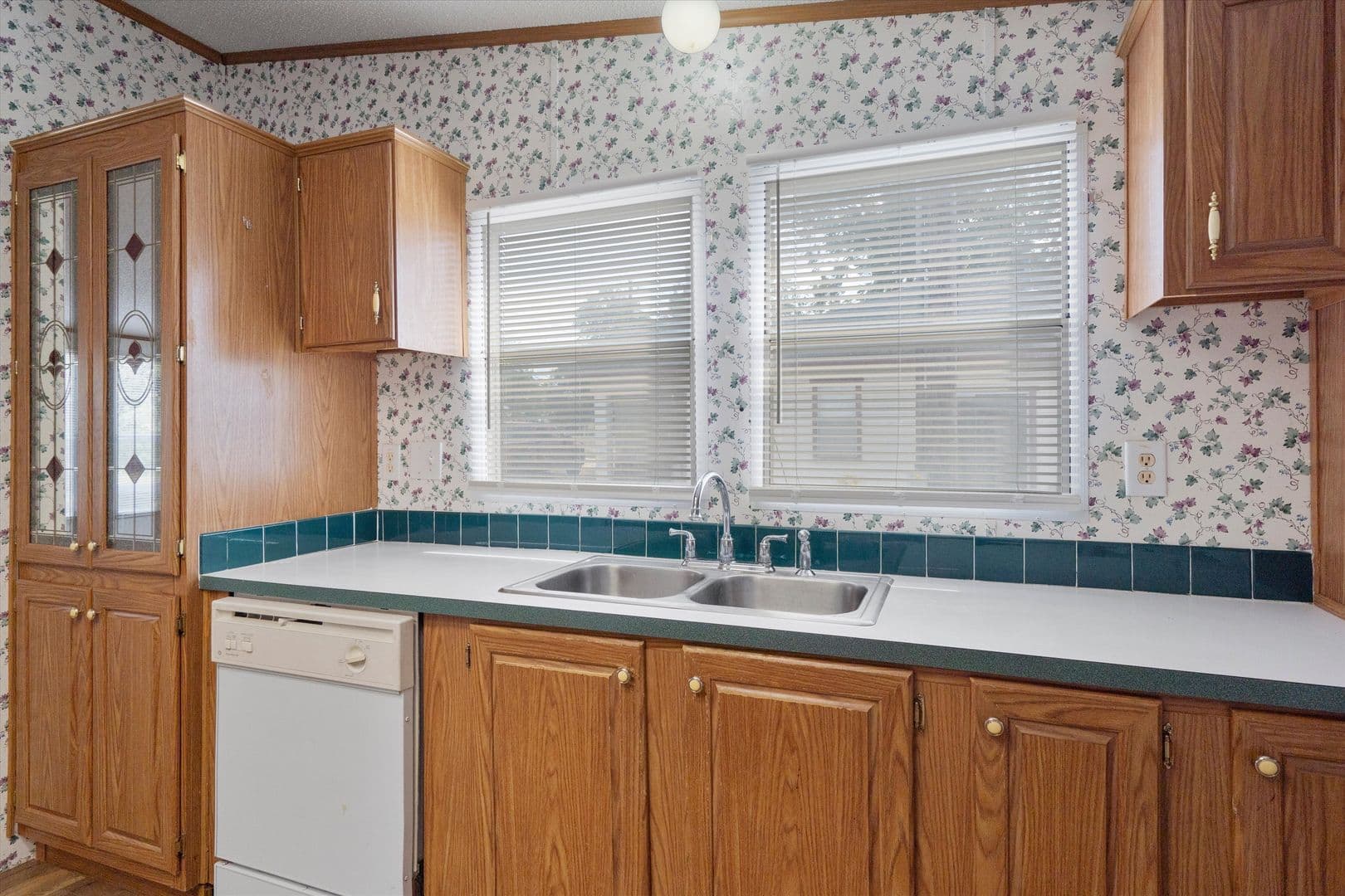 Buda Apartment: 3075 Old Black Colony Road