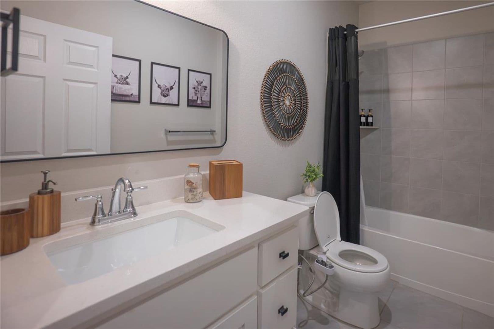 Austin Apartment: 2525 Wallingwood Drive #1500