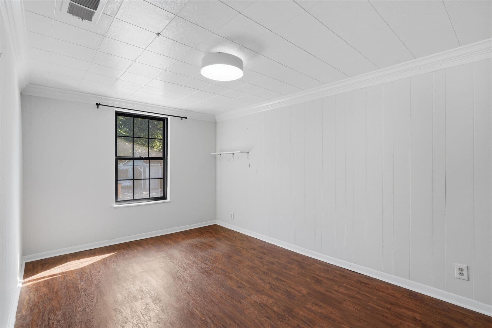 Austin House: 2204 Santa Rita Street