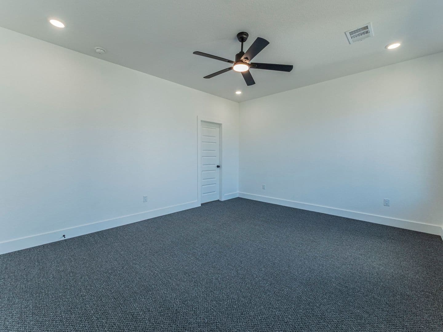 Burnet Apartment: 1010 E Marble Street