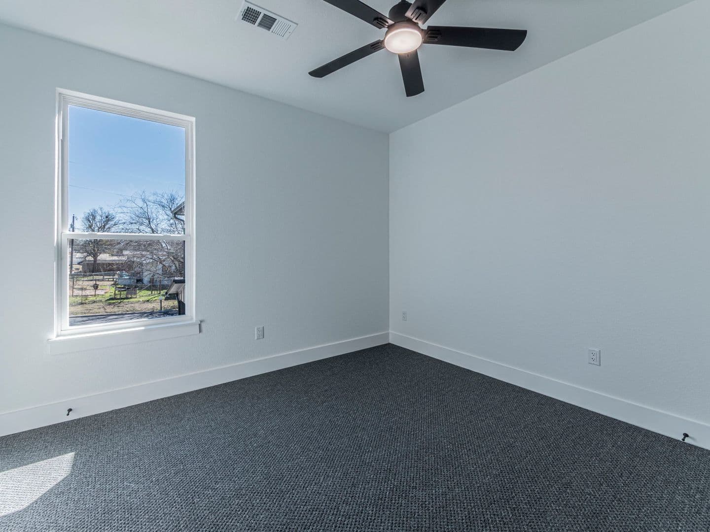 Burnet Apartment: 1010 E Marble Street