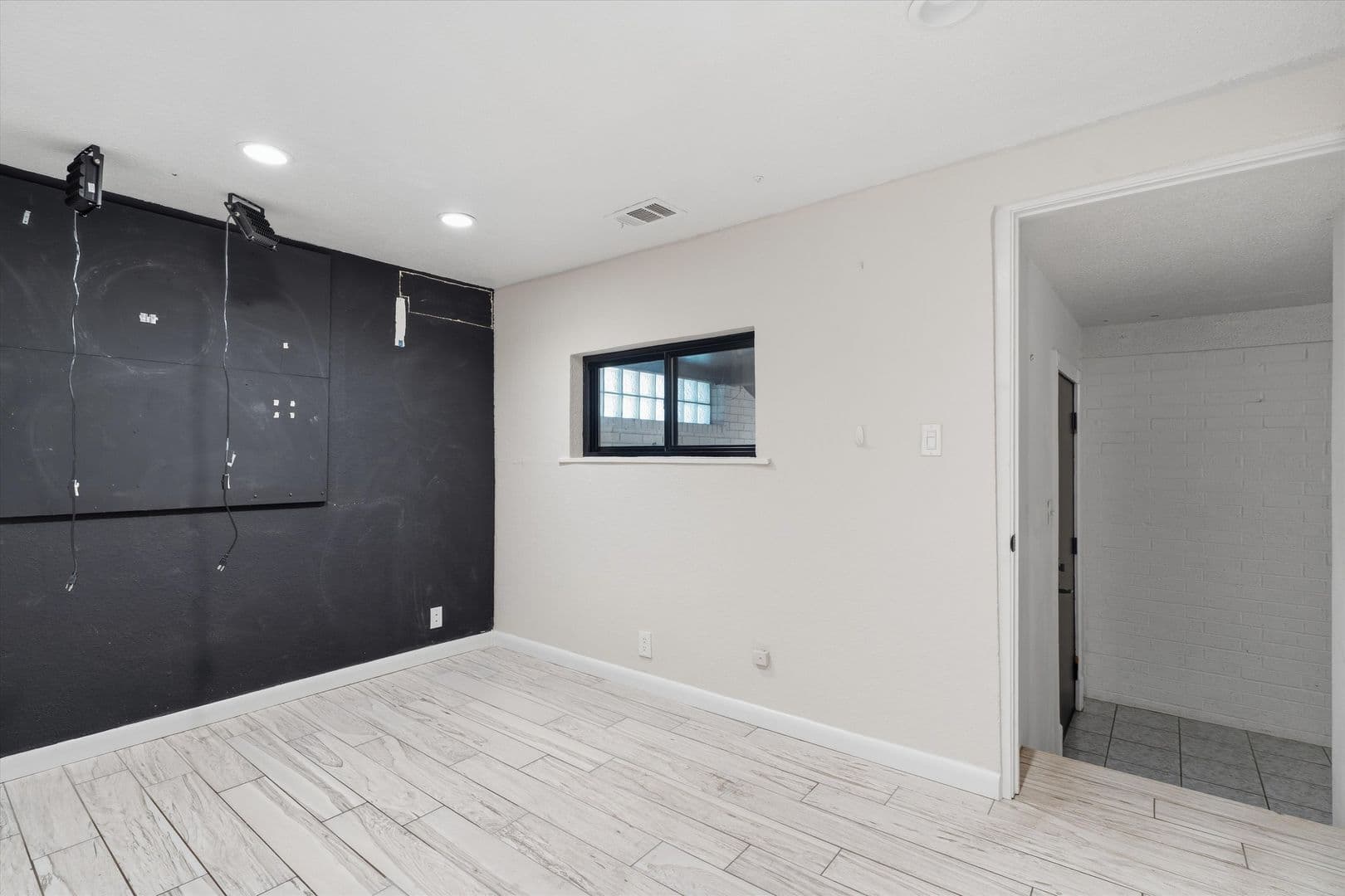 Austin House: 2204 Santa Rita Street