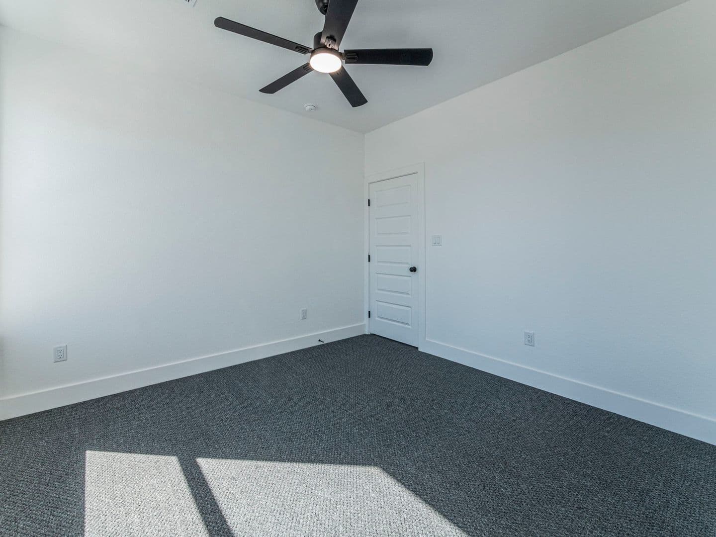 Burnet Apartment: 1010 E Marble Street