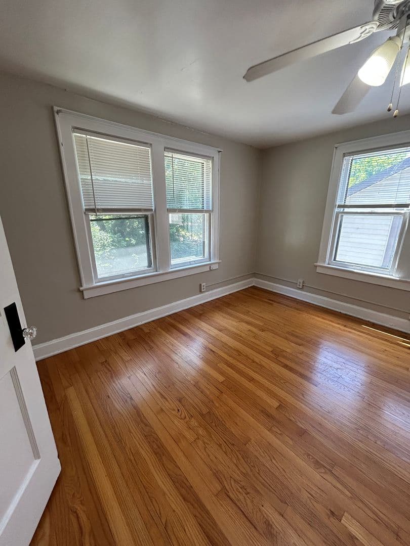 Kansas City House: 5345 Charlotte St.