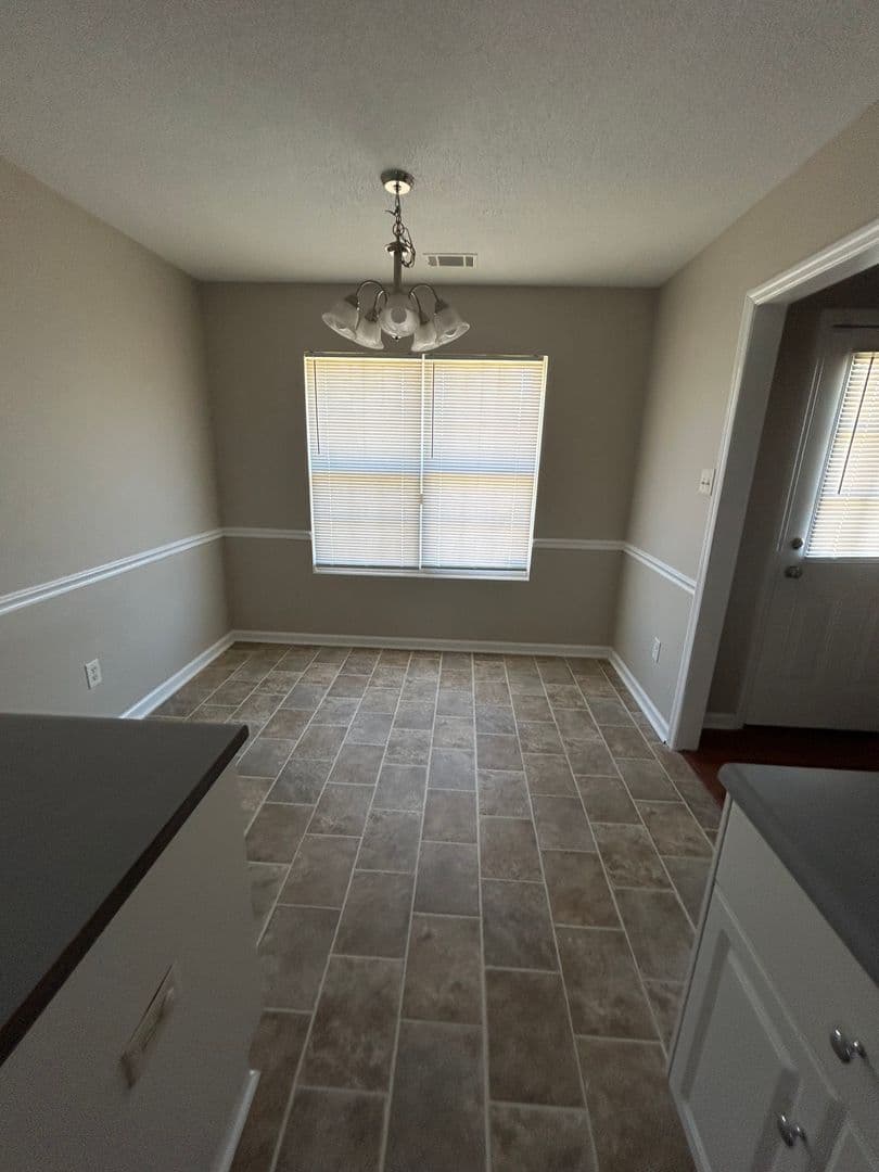 Augusta House: 4312  Leadville Ct