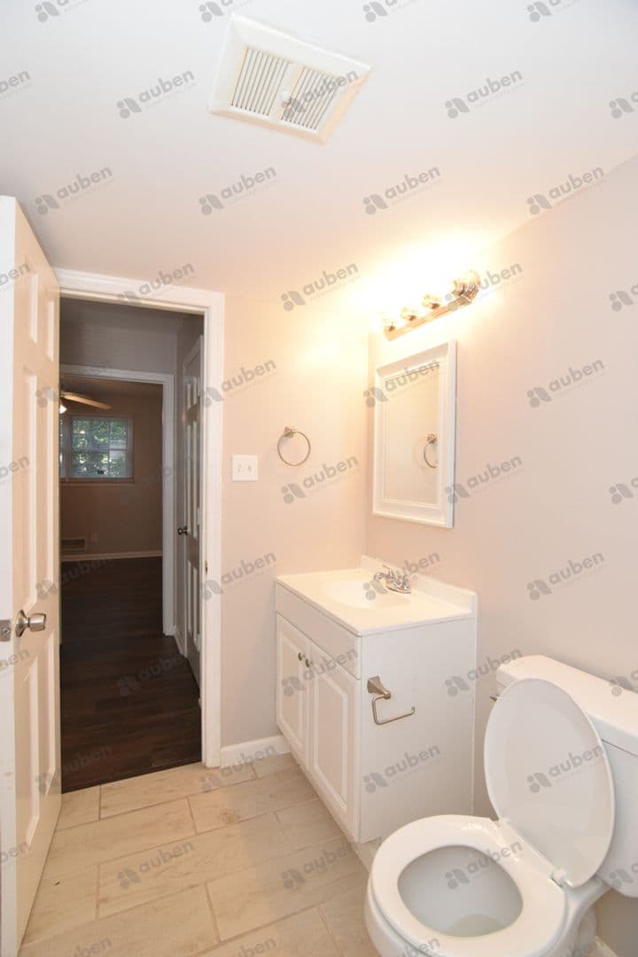 Augusta Apartment: 1600 Johns Rd