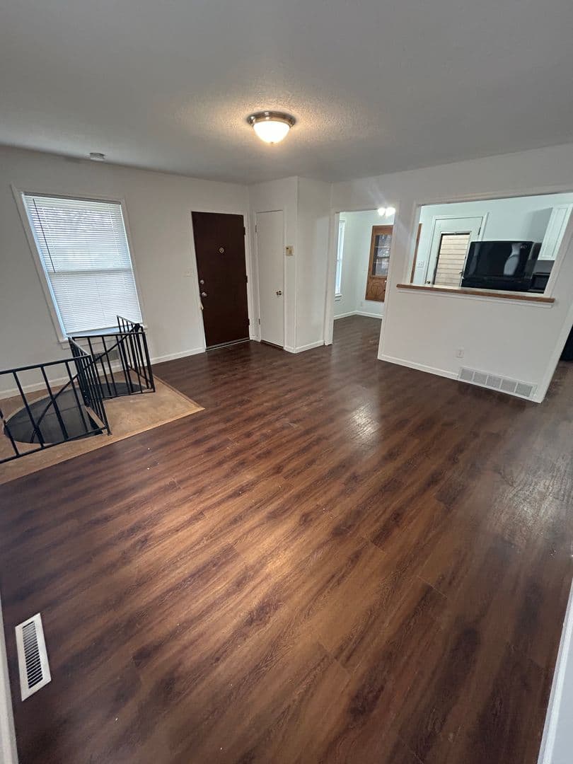 Independence House: 20808 E 13th Ter S.
