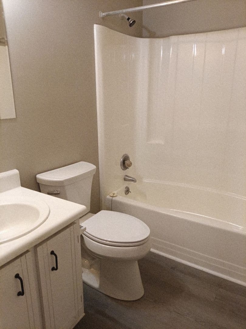 Augusta Apartment: 1730 Hicks Street Apt A