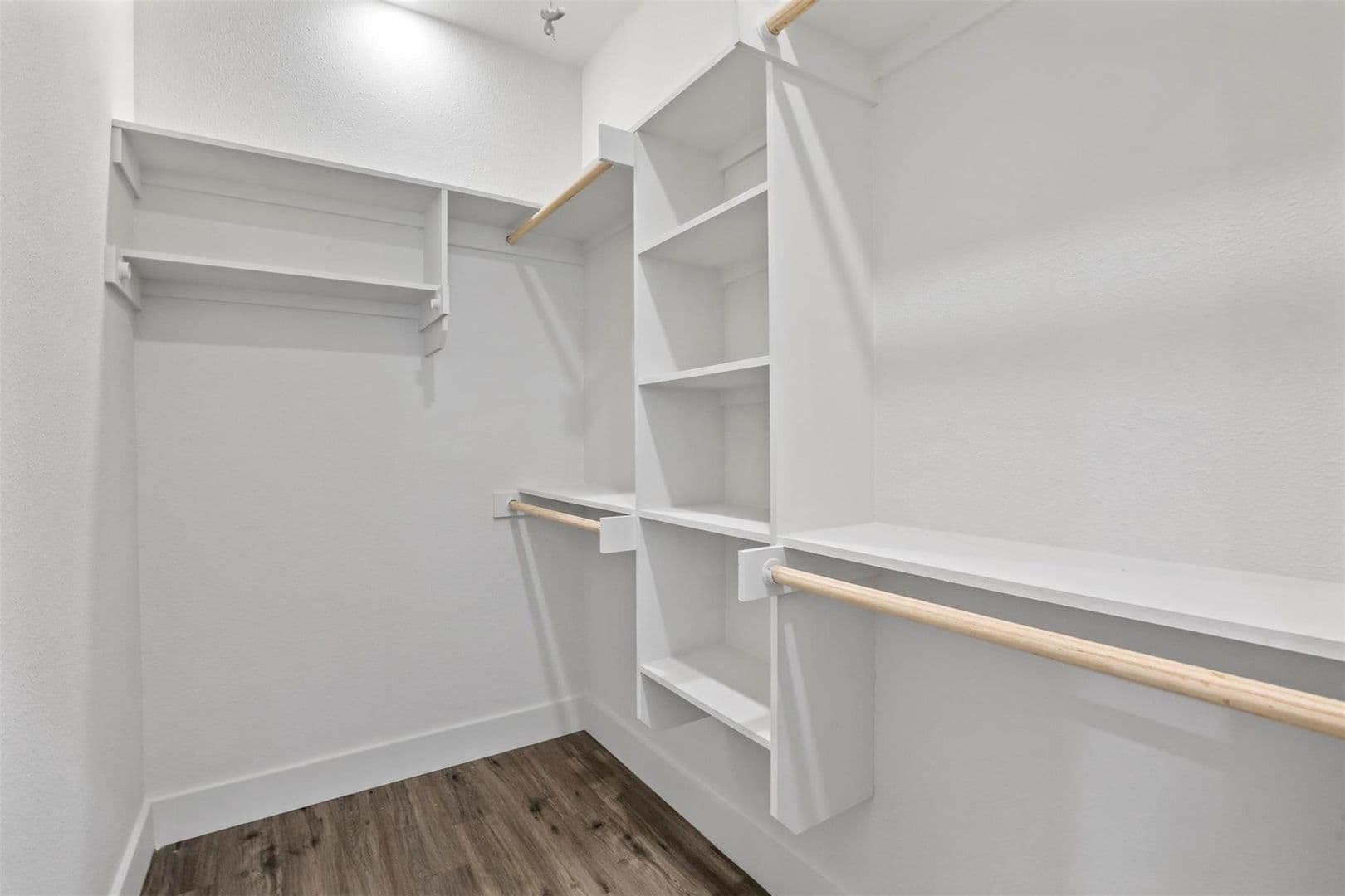 Denison House: 516 E Heron Street