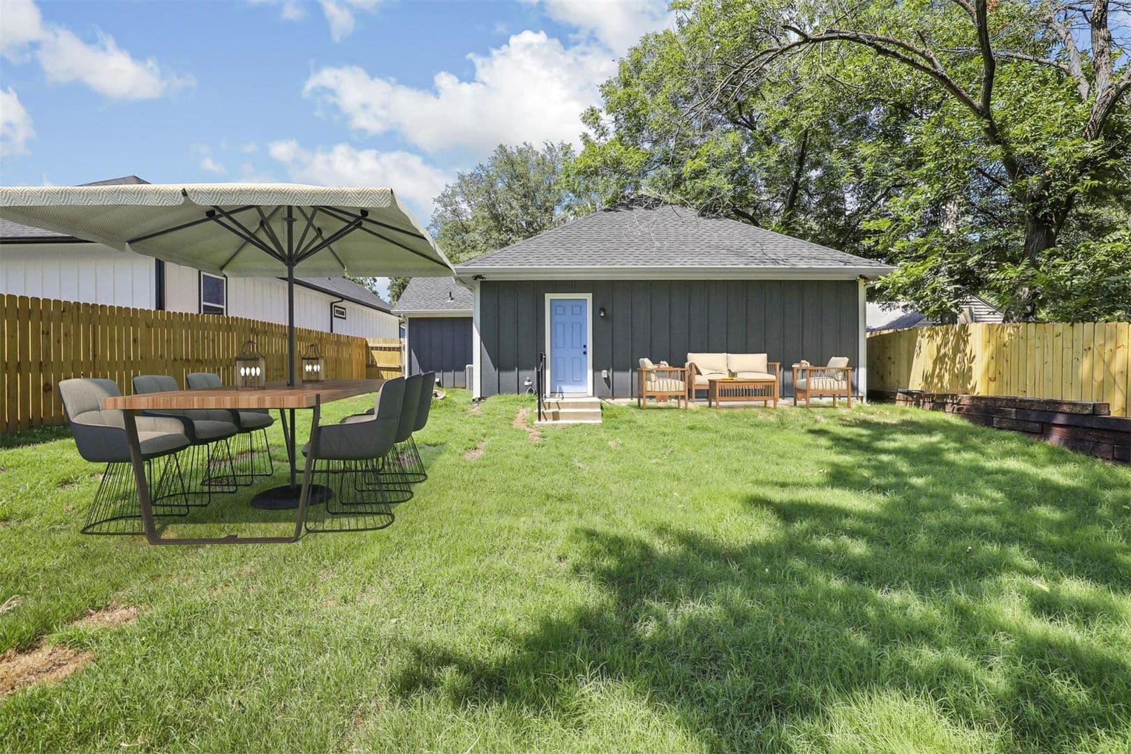 Denison House: 516 E Heron Street