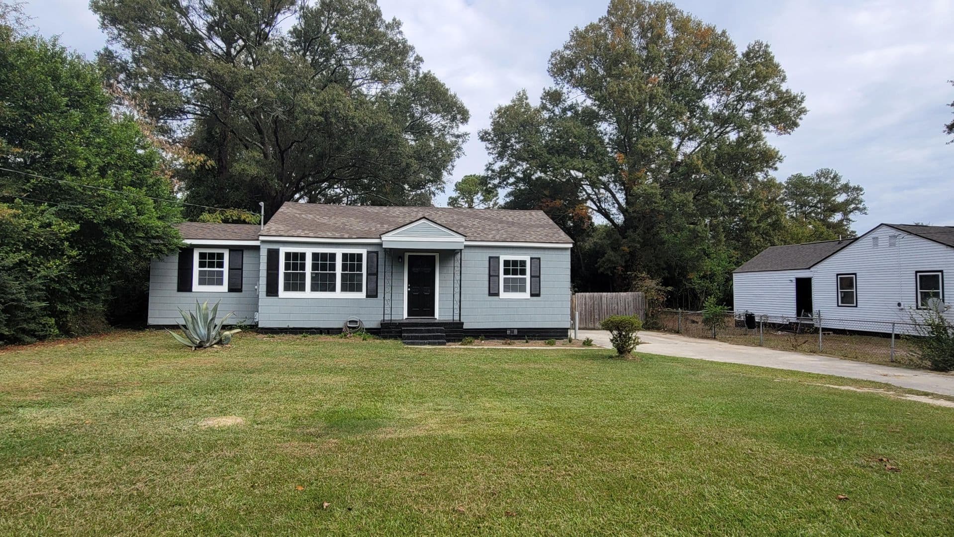 Augusta House: 2019 Virginia Avenue