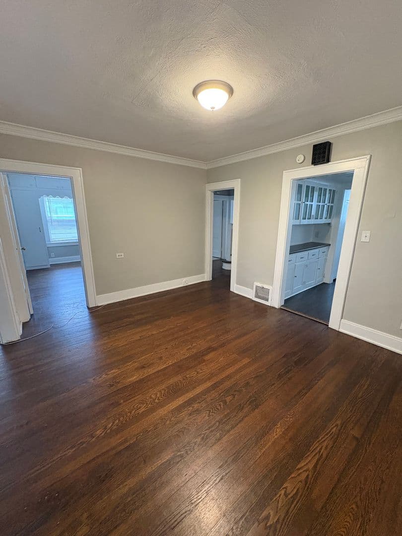 Kansas City House: 5304 Harrison St.