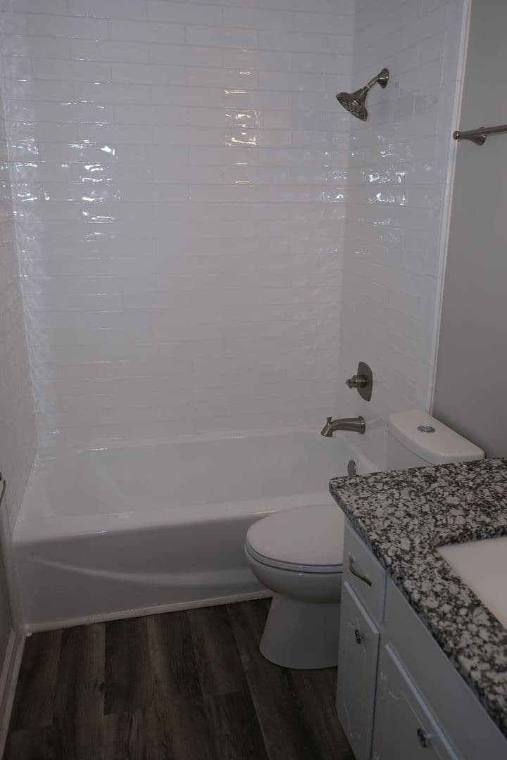 Augusta Apartment: 1600 Johns Rd