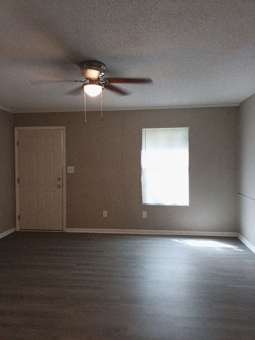 Augusta Apartment: 1730 Hicks Street Apt A