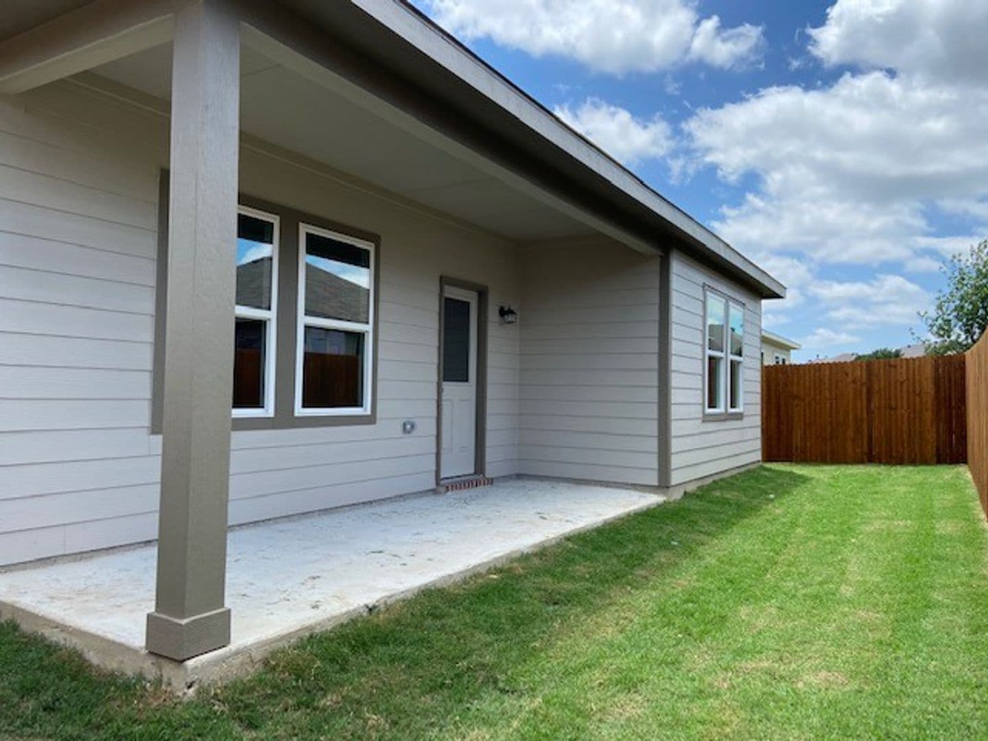 Fort Worth House: 6525 Trident Court