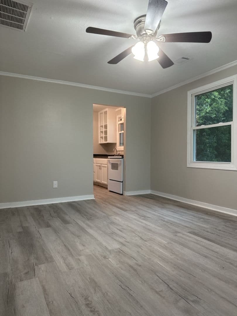 Augusta House: 2563 Lyman Street