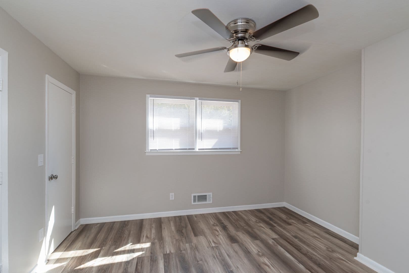 Augusta Apartment: 1600 Johns Rd