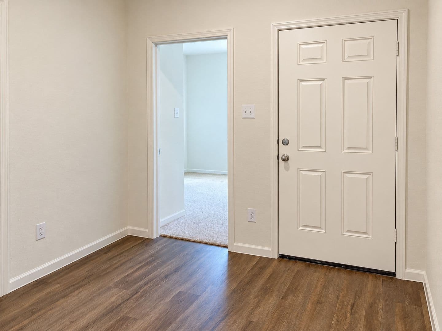 Fort Worth House: 6525 Trident Court
