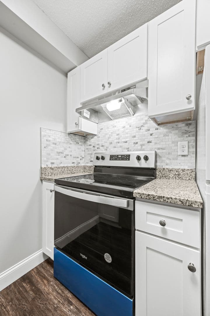 Hixson Apartment: 5519 Highway 153