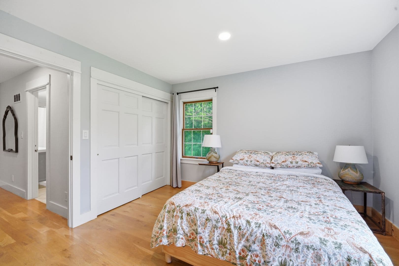 Kansas City House: 10200 Grandview Rd