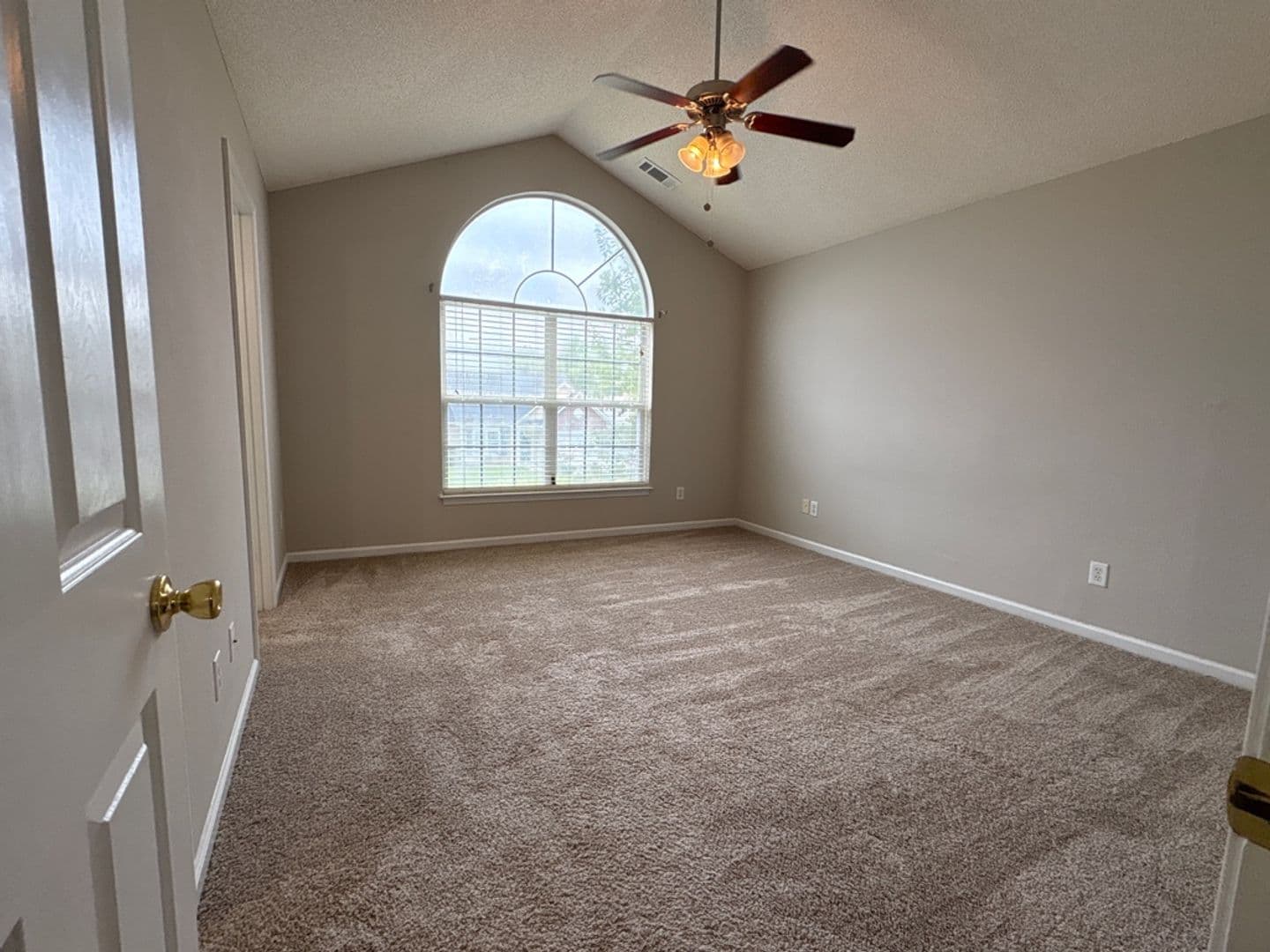 Lexington House: 113 Dupre Mill Court
