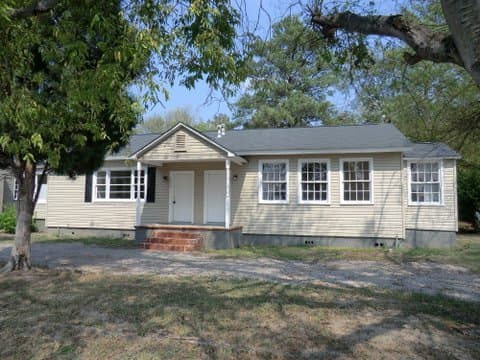 Augusta House: 1914 1/2 Kratha Drive