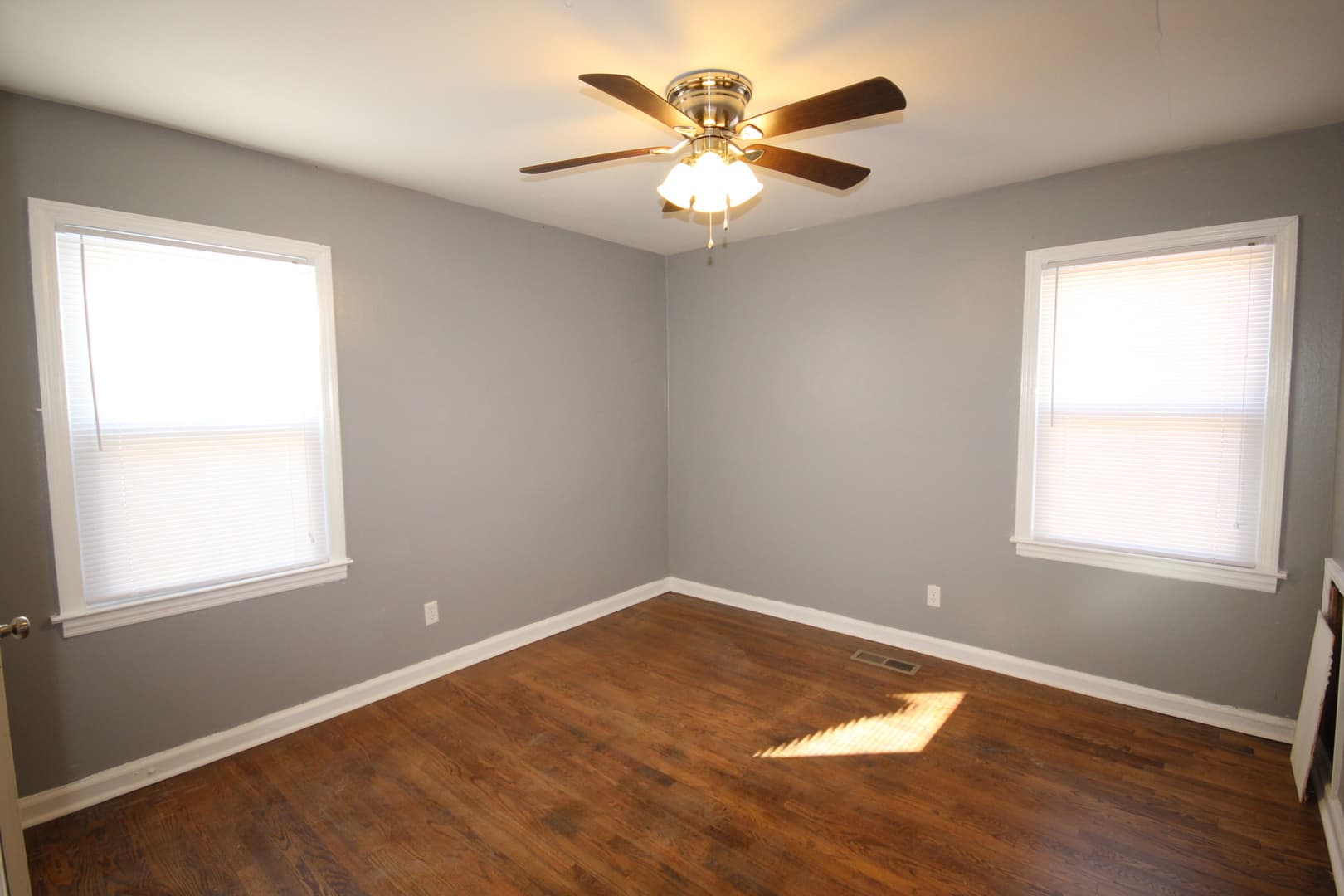 Chattanooga House: 305 N Moore Road