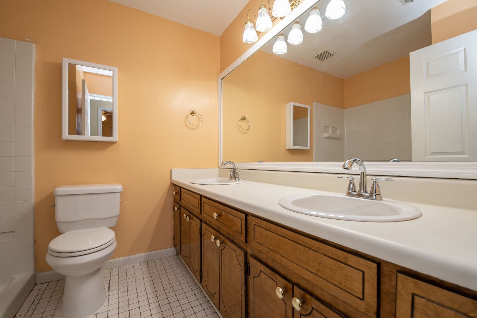Augusta House: 1140 Brookwood Drive