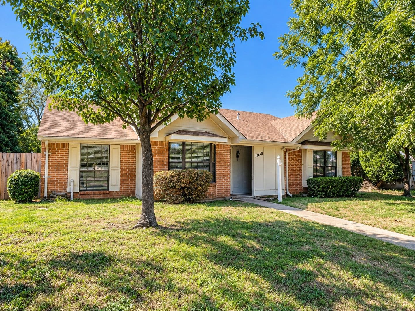 Duncanville House: 1038 Cedar Run Drive