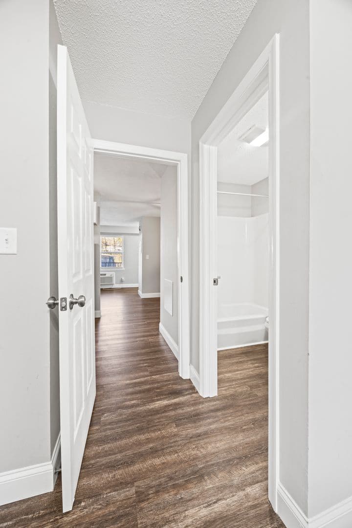 Hixson Apartment: 5519 Highway 153